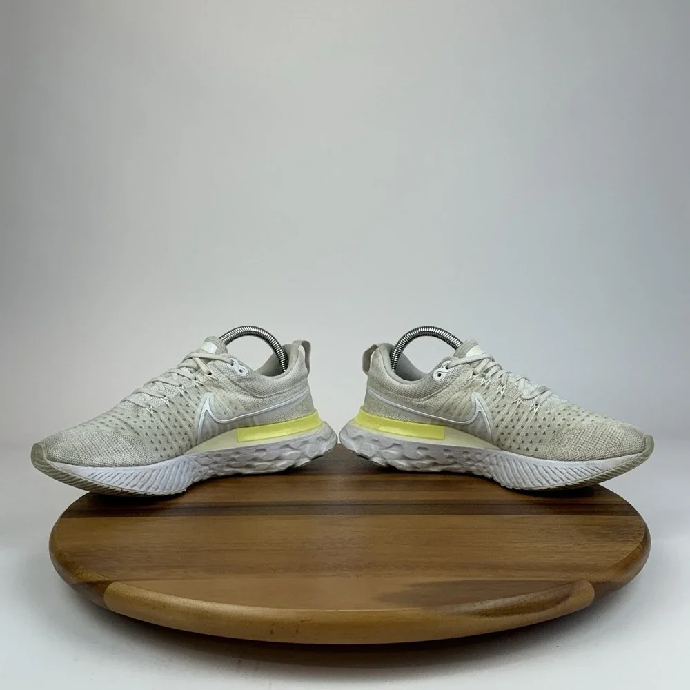 Womens Nike React Infinity Run Flyknit 2 White Light Citron Running Shoes Size 9